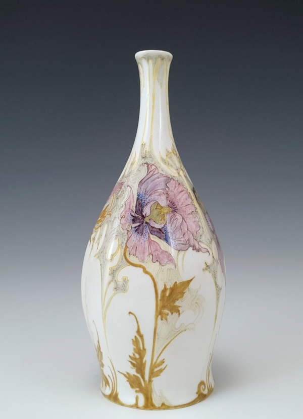 Proportio Divina | Rozenburg Den Haag Schellink 1905 eggshell porcelain vase