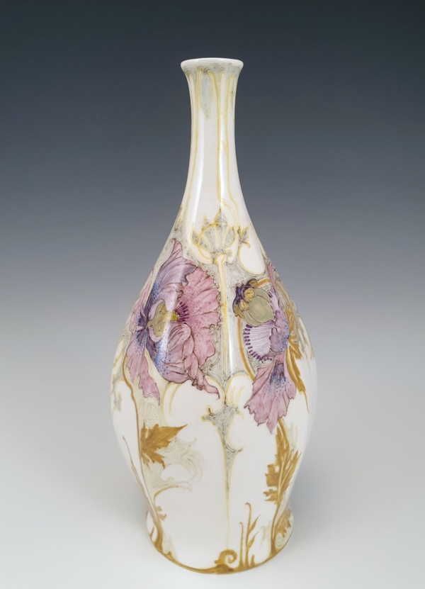 Proportio Divina | Rozenburg Den Haag Schellink 1905 eggshell porcelain vase