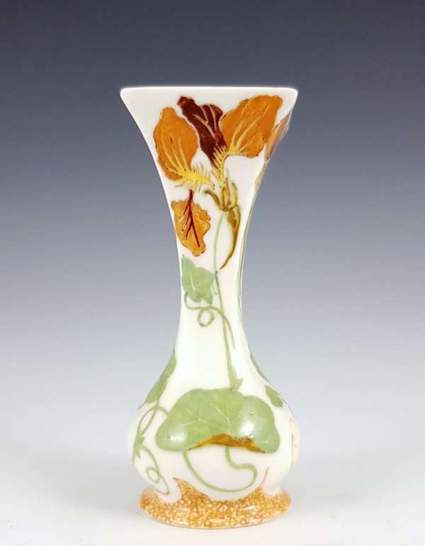 Proportio Divina | Rozenburg Den Haag porcelain vase by Sam Schellink 1904