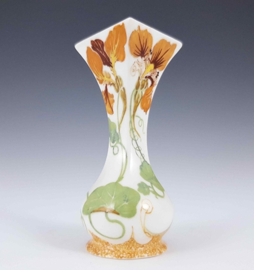 Proportio Divina | Rozenburg Den Haag porcelain vase by Sam Schellink 1904