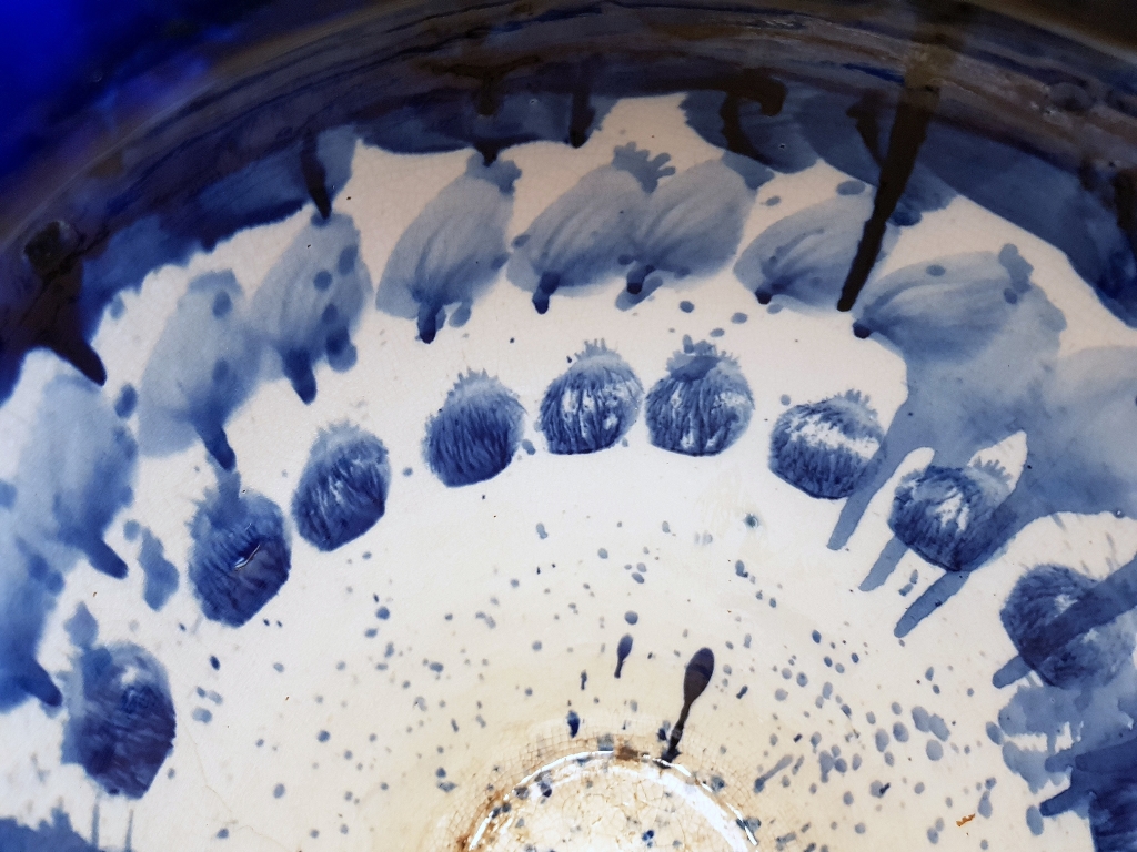 Proportio Divina | rozenburg earthenware vase dragons 1896