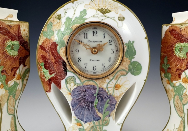 Proportio Divina |Rozenburg Hartgring 1902 eierschaal porselein klokkenstel