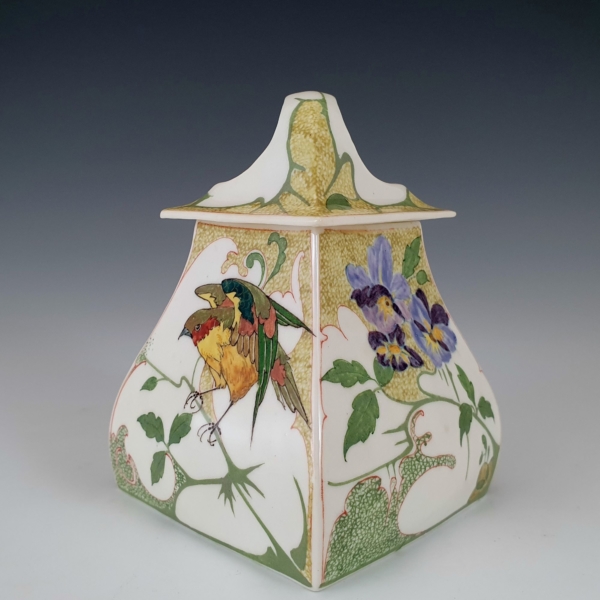 Proportio Divina | Rozenburg Den Haag eggshell porcelain inkwell painted by 't Hart in 1914