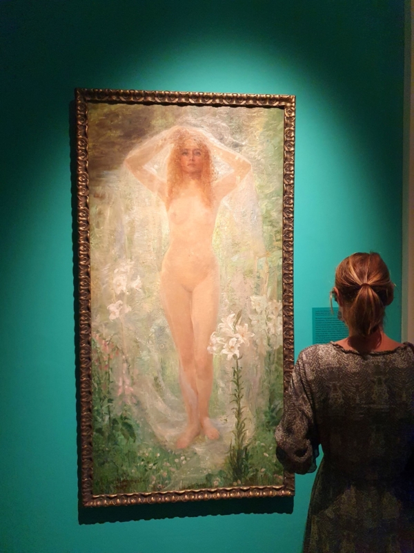 Staand naakt met witte lelies Godinnen van de Art nouveau Allard Pierson Museum 2021